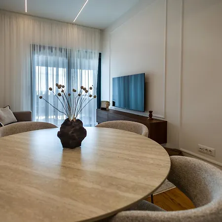 Nox Modern Jacuzzi&terrace - Near Znjan Apartment