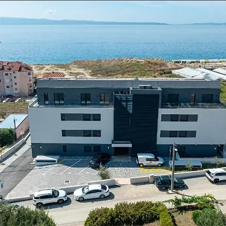 Nox Modern Jacuzzi&terrace - Near Znjan